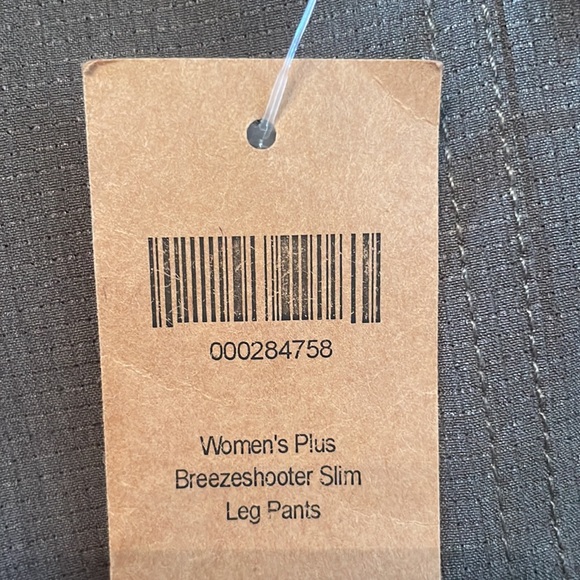 Women's Plus Breezeshooter Slim Leg Pants - Picture 5 of 5